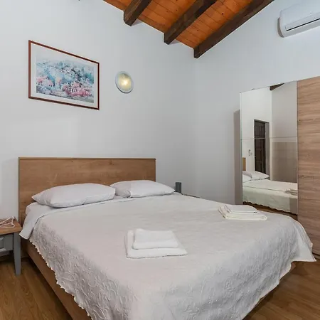 Ferienhaus Casa Oliva In Klostar